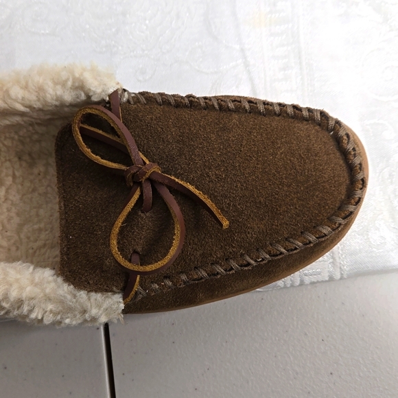 Clarks Men's Suede Slippers. Brown suede. Size 10. - Picture 3 of 8